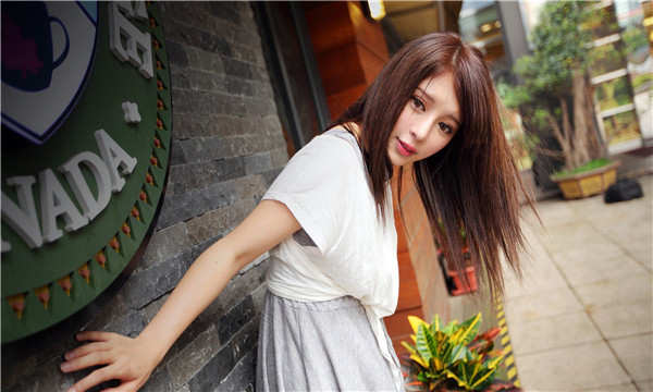 沧州想找一个女性生孩子给报酬-｛找个女人生孩子多少钱｝